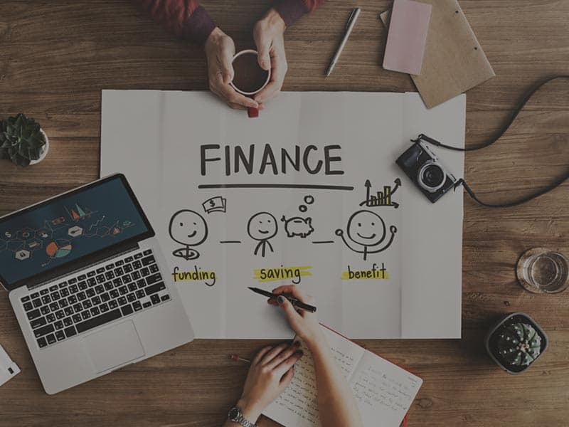 Навчись інвестувати разом з нами